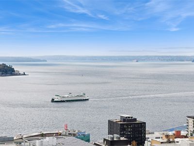 588 Bell Street #2902S