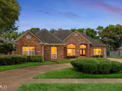 1510 Lexington Dr