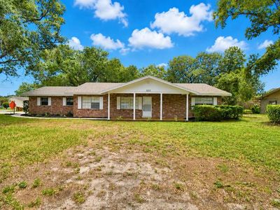 1212 Lynn Ave