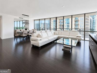 700 Park Regency Pl NE APT 1705