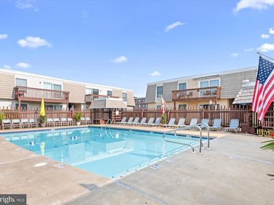 416 Bayshore Dr #8204