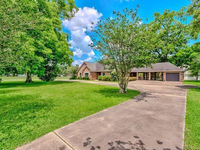 5200 N Main St
