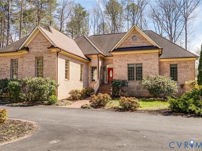 365 Hamlet Rd