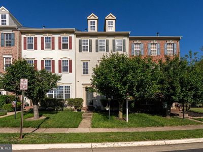 9231 Ribbon Falls Loop