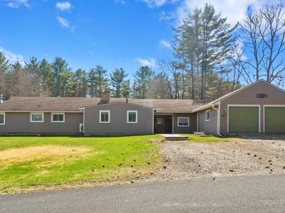 Property at 4 Fox Meadow Ln, Stockbridge, MA