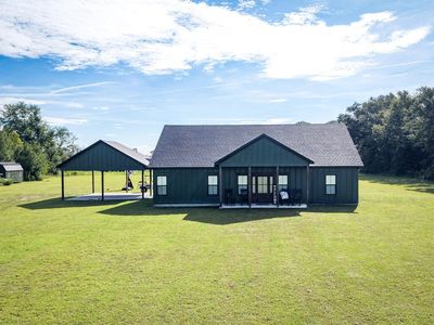 Property at 13 E John Rd, Lakeland, GA