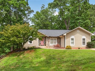 136 Loran Pointe Cir