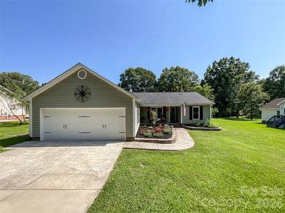 103 Woodland Ln