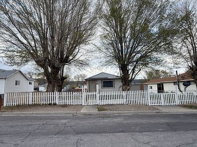 1245 Avenue I