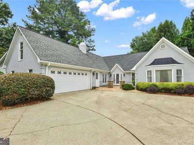 469 Timberlea Lake Dr SE