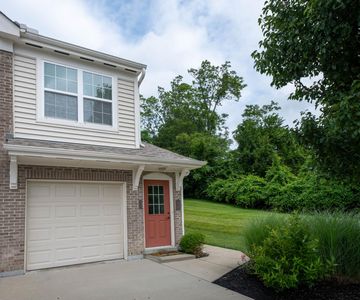 308 W Wind Ln