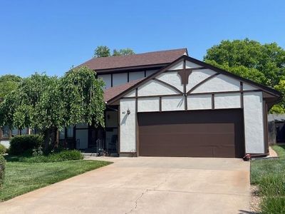 641 N Woodlawn St APT 60