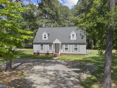 50 Flagstaff Rd