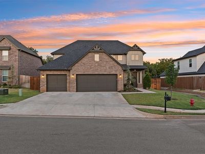 4300 Luke Ln