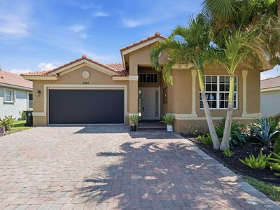 2165 SW Newport Isles Boulevard