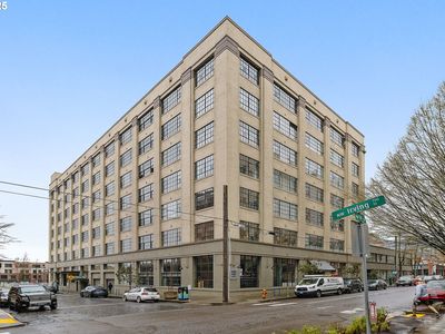 1314 NW Irving St APT 607