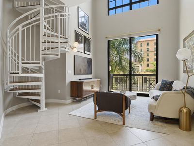 801 S Olive Avenue #206