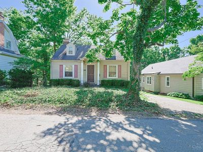 224 Charles St