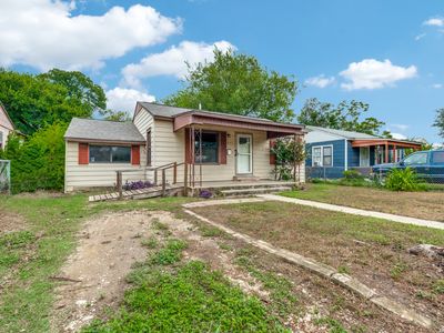 607 WRIGHT AVE
