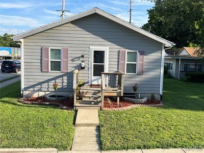 Property at 519 E Washington St, O'Fallon, IL