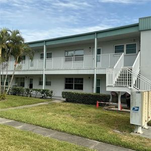 5267 81st St N APT 26