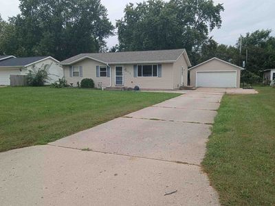 2312 Skyline Dr