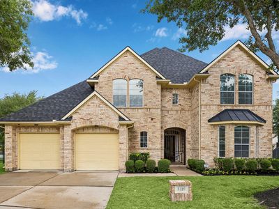 5126 Beacon Point