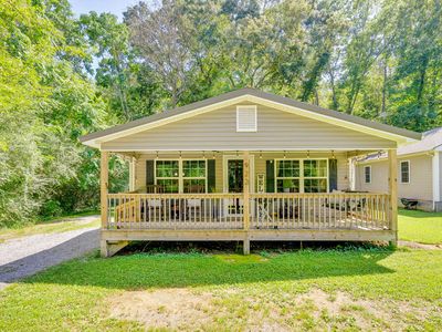 922 Old Lower Mill Rd