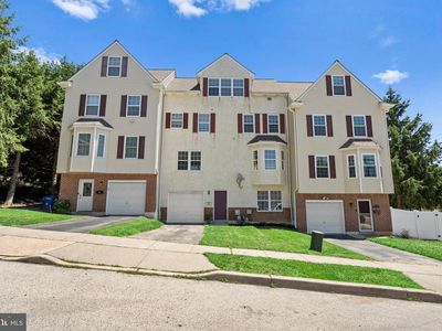 3 Righter St