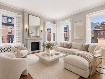 274 Clarendon St APT 3