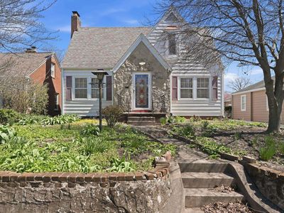 4533 E Lafayette Esplanade