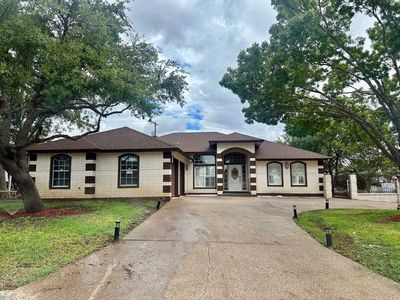 623 Forest Loop