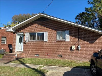 14 Henderson Ln