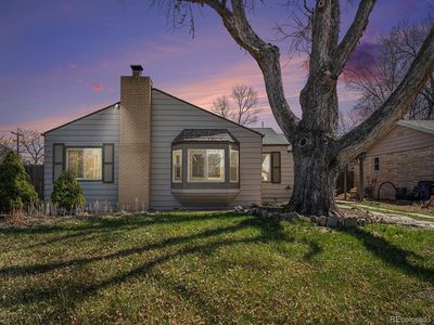 2012 S Hooker Circle