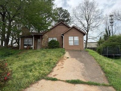 Property at 4817 Mainstreet Valley Trce, Stone Mountain, GA