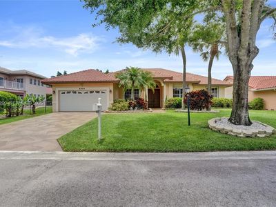8269 NW 40th Ct