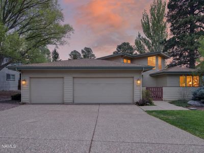 2456 N Carefree Cir