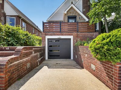 3228 Utopia Pkwy
