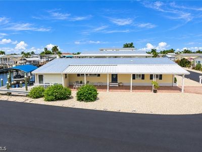 3055 Harpoon Ln