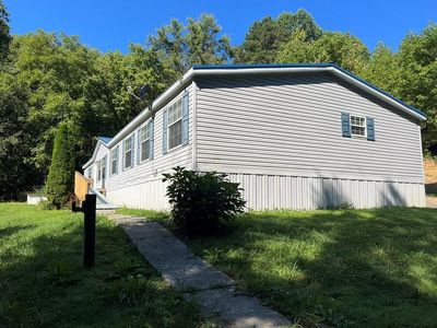 1611 Deerwood Rd