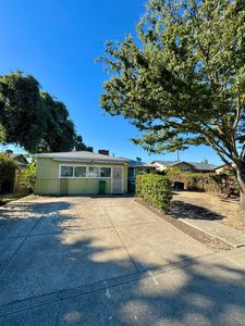 711 E Longview Ave