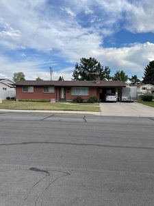 228 E 1864 S