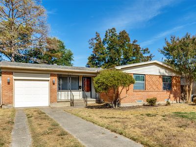 10927 Dunaway Dr