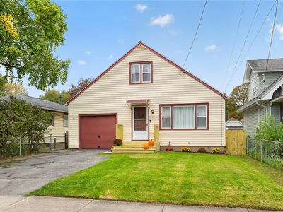 87 Knapp Ave