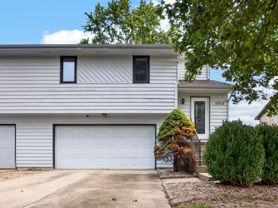 Property at 2512 Lowman Dr, Bloomington, IL