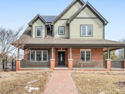 216 S Whispering Hills Dr