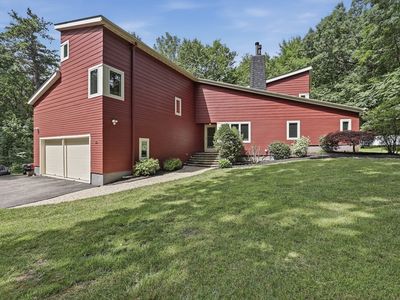 30 Saint Martin St
