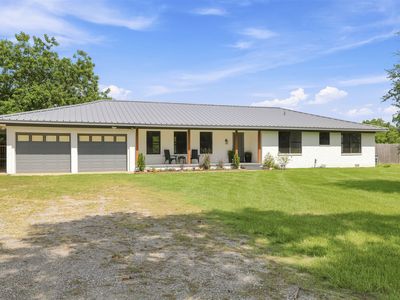 633 W Swinney Rd
