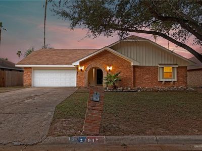 2104 Nightingale Ave