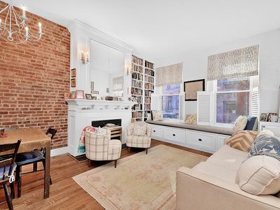 68 E 93rd St APT 1F